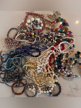 3 LB Jewelry Beaded Lot